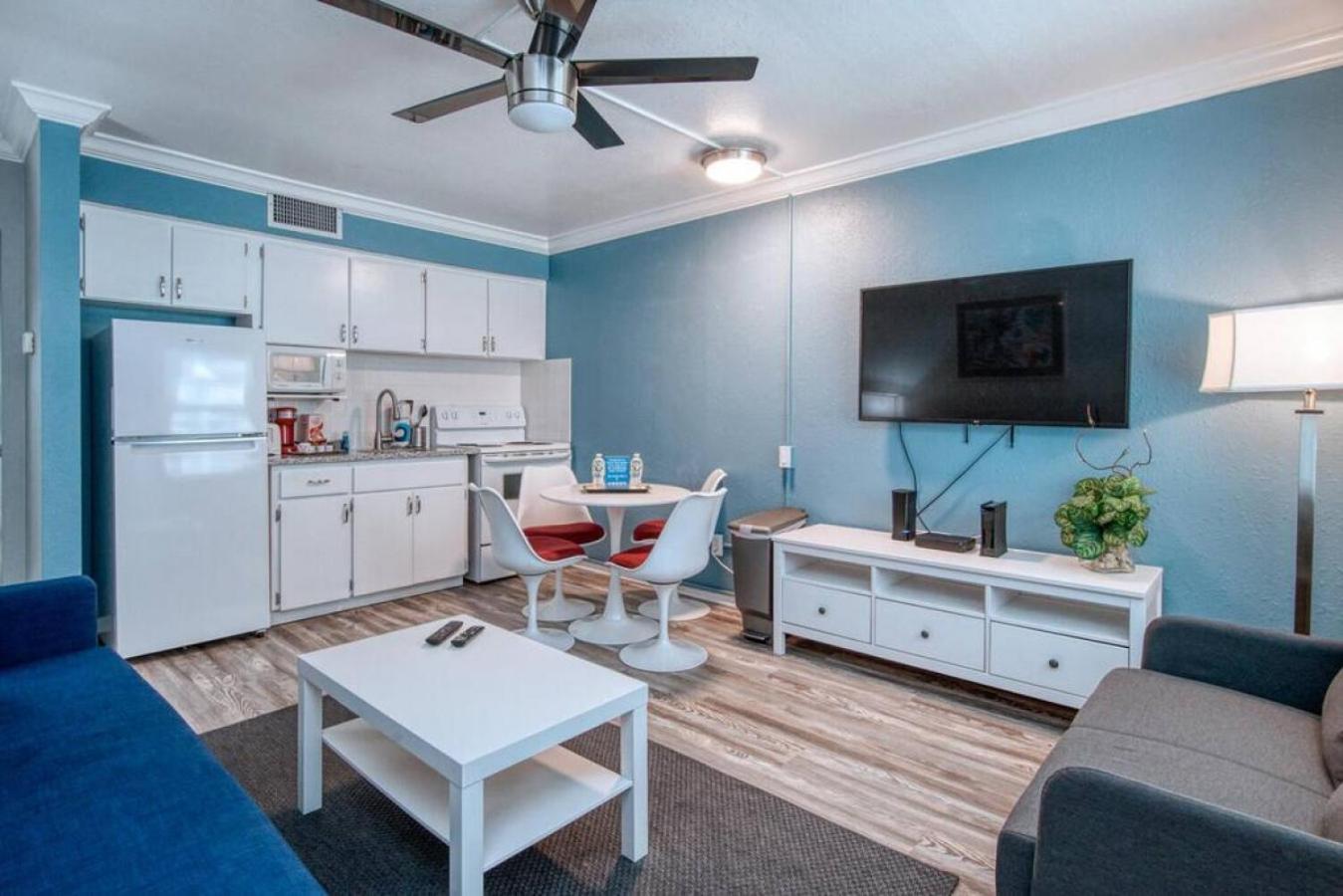 Sunset Beach Suites At Madeira Beach! Pet Friendly With Summer Breezes! - Suite 6 St. Pete Beach Dış mekan fotoğraf